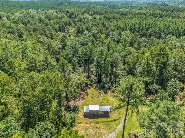 231 Wandering Bear Way, Lake Lure, NC 28746