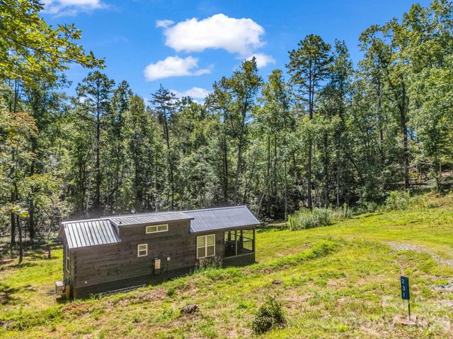 231 Wandering Bear Way, Lake Lure, NC 28746