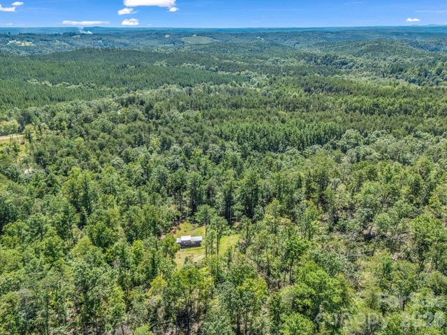 231 Wandering Bear Way, Lake Lure, NC 28746