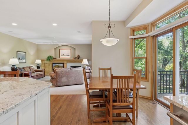 4620 Medina Lake Drive, Medina, MN 55340