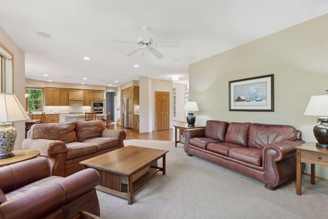 4620 Medina Lake Drive, Medina, MN 55340