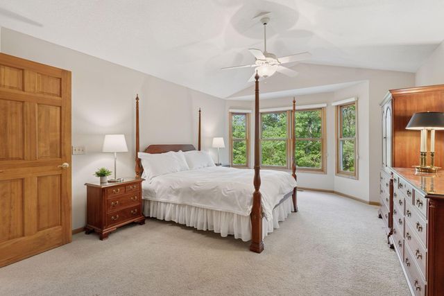 4620 Medina Lake Drive, Medina, MN 55340