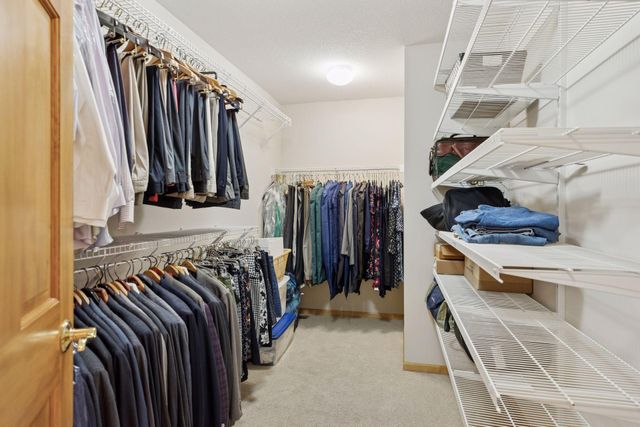 4620 Medina Lake Drive, Medina, MN 55340