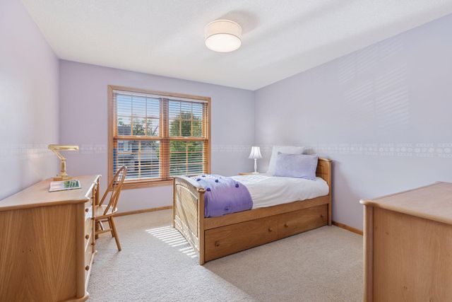 4620 Medina Lake Drive, Medina, MN 55340