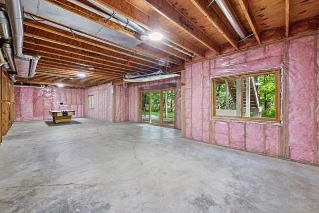 4620 Medina Lake Drive, Medina, MN 55340