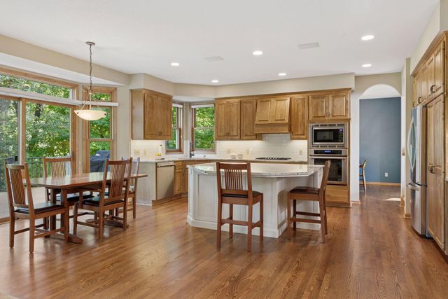 4620 Medina Lake Drive, Medina, MN 55340