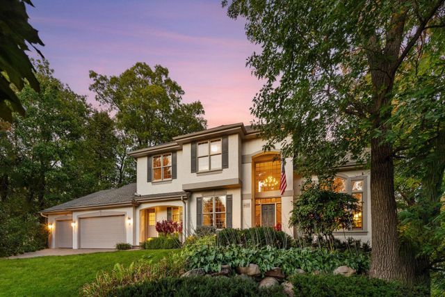 4620 Medina Lake Drive, Medina, MN 55340