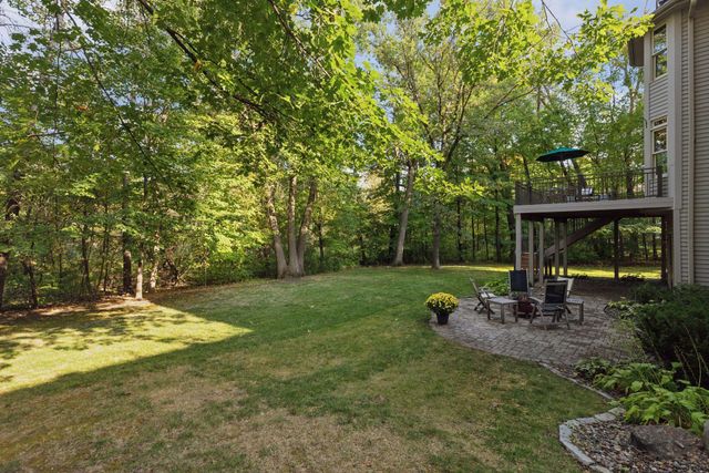 4620 Medina Lake Drive, Medina, MN 55340