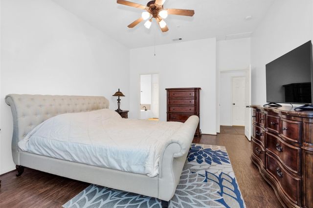 2944 Auburn Woods Drive, Pearland, TX 77581