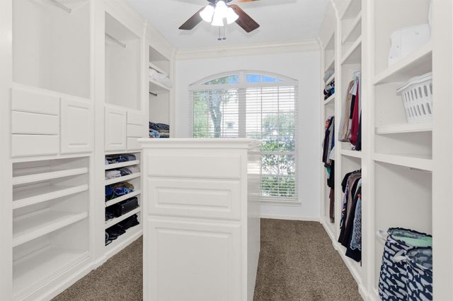 2944 Auburn Woods Drive, Pearland, TX 77581