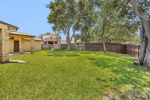 2944 Auburn Woods Drive, Pearland, TX 77581