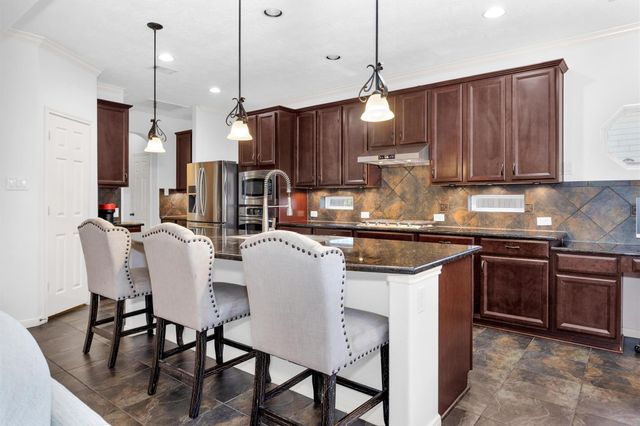 2944 Auburn Woods Drive, Pearland, TX 77581