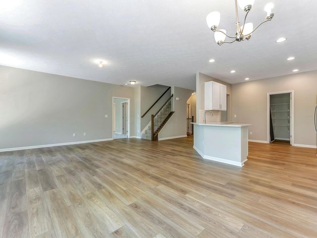 1672 Bookfield Lane, Grove City, OH 43123