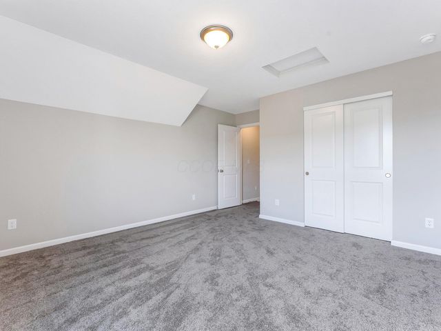 1672 Bookfield Lane, Grove City, OH 43123