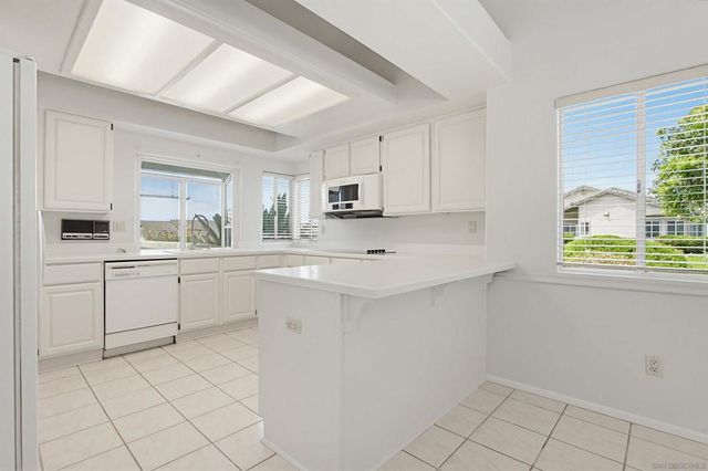 65 Via Casitas, Bonsall, CA 92003