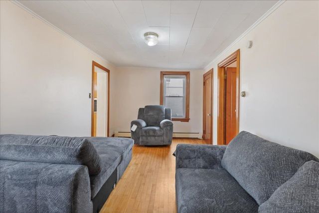 374 Lake Road, St. Albans Town, VT 05478
