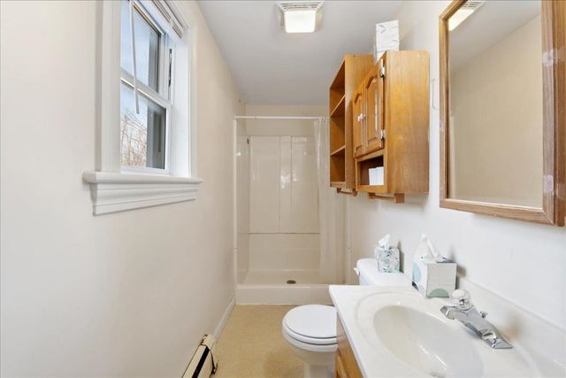 374 Lake Road, St. Albans Town, VT 05478