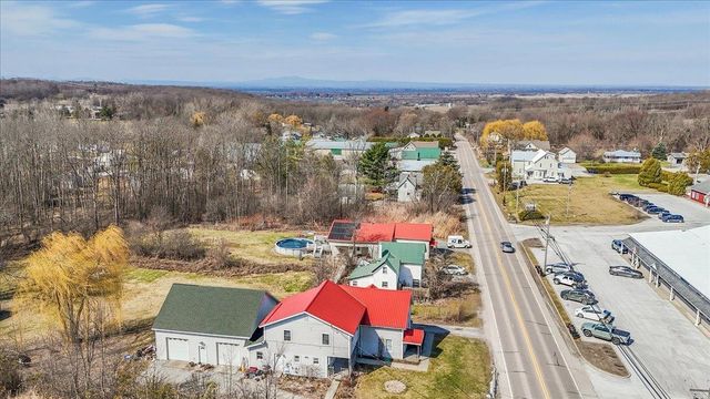 374 Lake Road, St. Albans Town, VT 05478