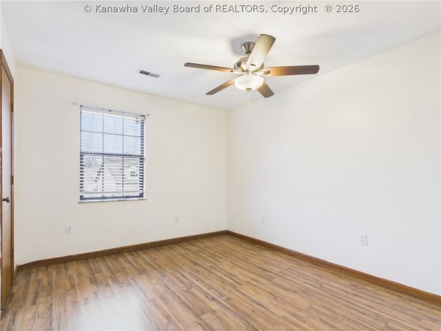 204 Bent Tree Estates, Scott Depot, WV 25560