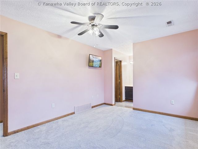 204 Bent Tree Estates, Scott Depot, WV 25560