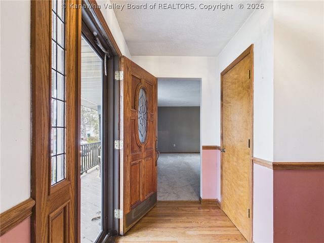 204 Bent Tree Estates, Scott Depot, WV 25560