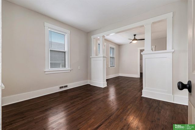 4112 S 36 Street, Omaha, NE 68107