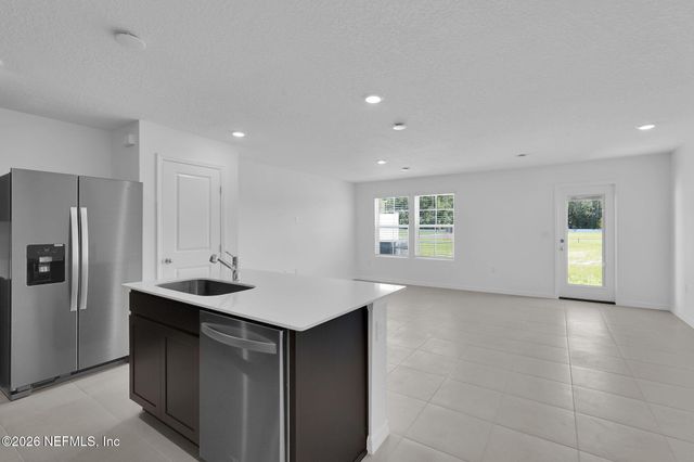 10106 WHISTLING PINE Court, Jacksonville, FL 32221