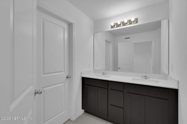 10106 WHISTLING PINE Court, Jacksonville, FL 32221