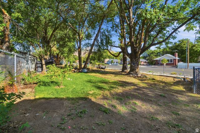 1986 JACKSON AVE, Ogden, UT 84401