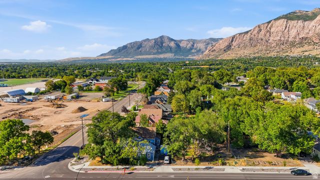 1986 JACKSON AVE, Ogden, UT 84401