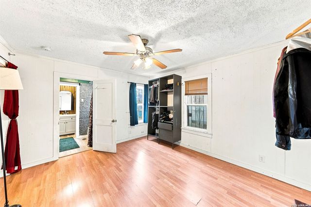 3330 W Laurel St, San Antonio, TX 78228