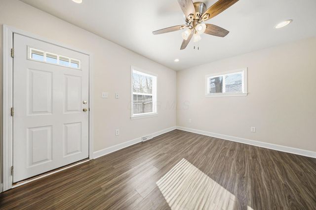 2415 Chinquo Street, Grove City, OH 43123