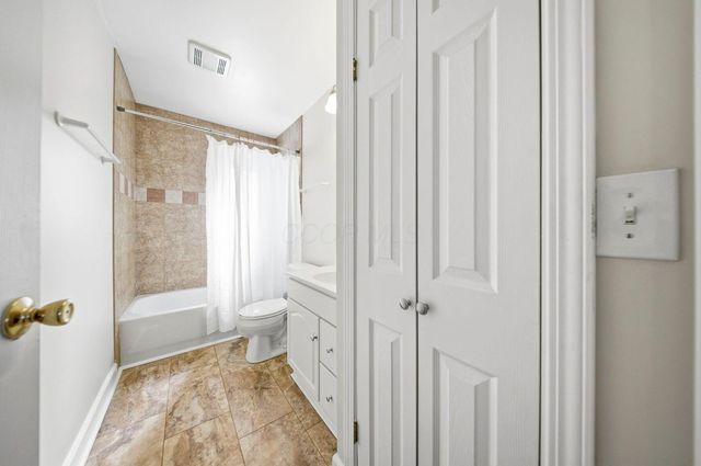 2415 Chinquo Street, Grove City, OH 43123