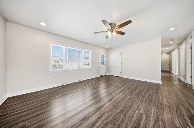 2415 Chinquo Street, Grove City, OH 43123