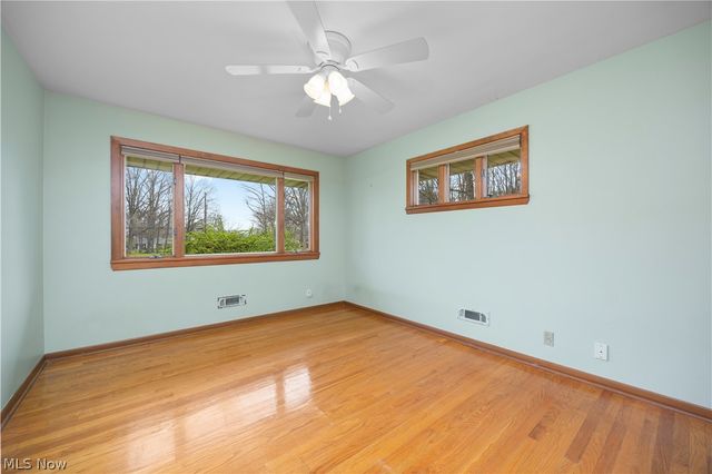 7564 Winding Way, Brecksville, OH 44141