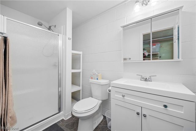 7564 Winding Way, Brecksville, OH 44141