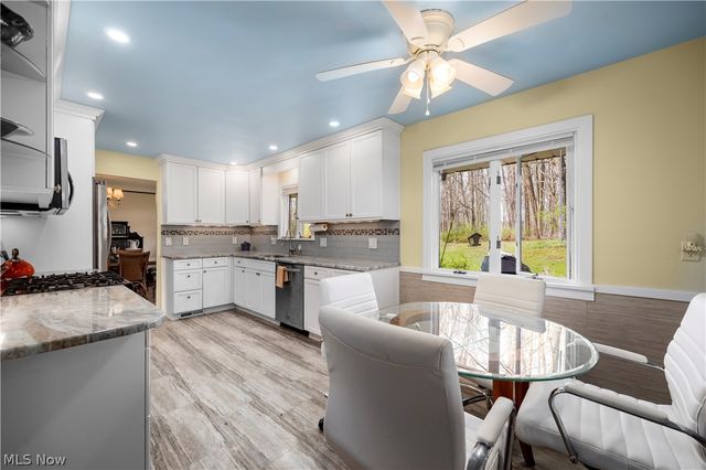 7564 Winding Way, Brecksville, OH 44141