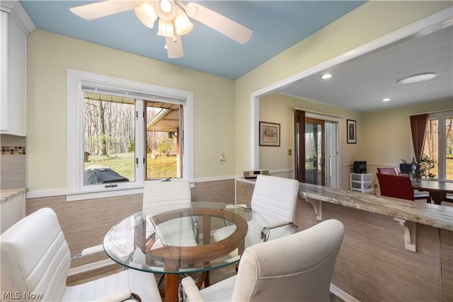 7564 Winding Way, Brecksville, OH 44141