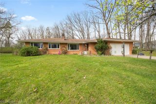 7564 Winding Way, Brecksville, OH 44141