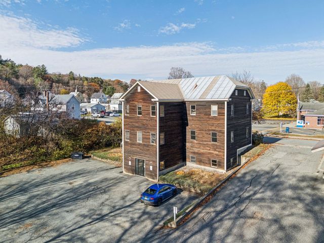 61 Depot Street, Hartford, VT 05001