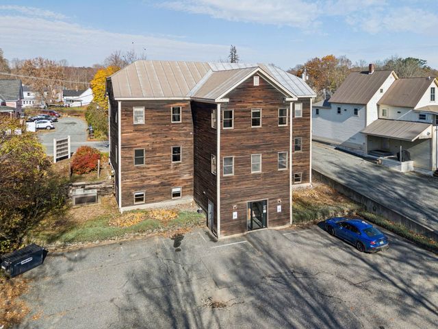 61 Depot Street, Hartford, VT 05001