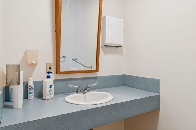 61 Depot Street, Hartford, VT 05001