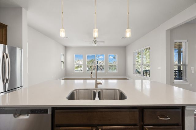 7102 Cut Plains TRL, Austin, TX 78726