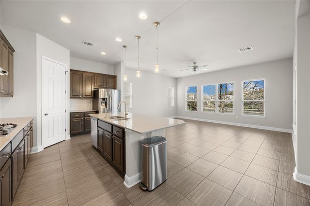 7102 Cut Plains TRL, Austin, TX 78726