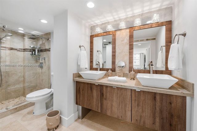 1149 Hillsboro Mile 608, Hillsboro Beach, FL 33062