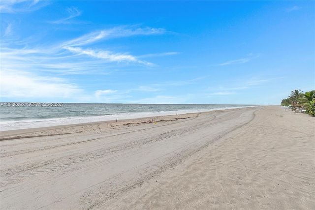 1149 Hillsboro Mile 608, Hillsboro Beach, FL 33062