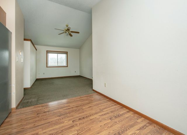 4009 Sager Ave, Waterloo, IA 50701