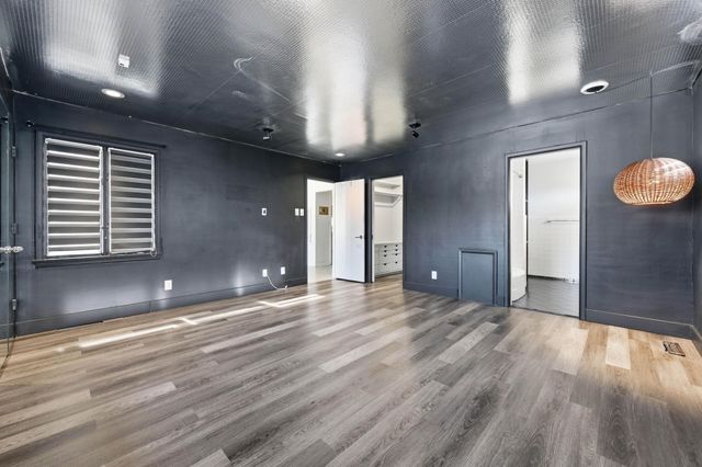 5401 E Polo Dr, Wichita, KS 67208