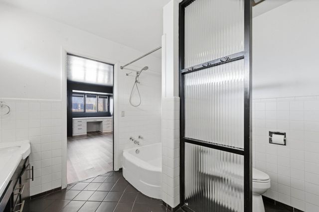 5401 E Polo Dr, Wichita, KS 67208