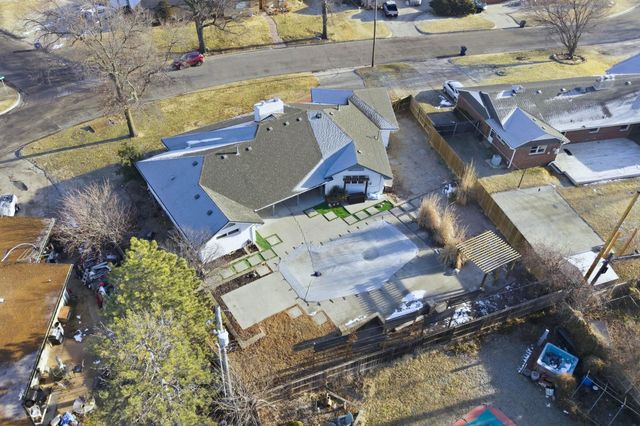 5401 E Polo Dr, Wichita, KS 67208